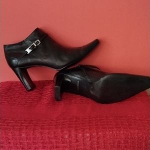 Jennifer Moore short leather boots